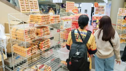 グッズショップの様子