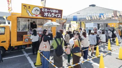 グルメエリアの様子